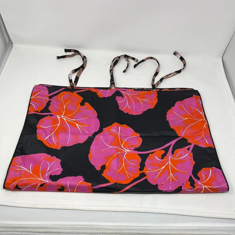 Diane von Furstenberg Target Reversible Pillowcase Set Leopard Waterlily 2pk